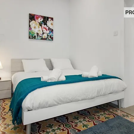Charming 2 Bedroom Townhouse, Internal Yard Jdes1-1 アパート *
