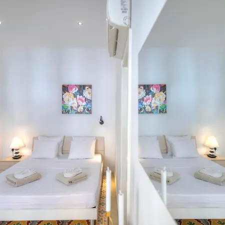 Charming 2 Bedroom Townhouse, Internal Yard Jdes1-1 Apartment